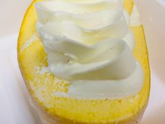 牛乳海盐女王卷-BUTTERFUL&CREAMOROUS 黄油与面包(三里屯太古里店)
