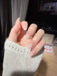 -UGIRL有个美甲