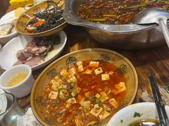 -乡土特色.冷锅鱼.牦牛肉汤锅