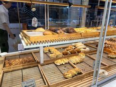-焙丽拾光(麦凯乐直营店)