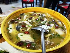 -溢心园香河肉饼总店