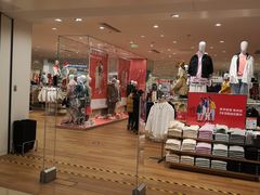 -优衣库(天津天河城店)