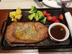 -必胜客(绿地新都会店)