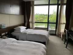 -上海怡沁园度假酒店