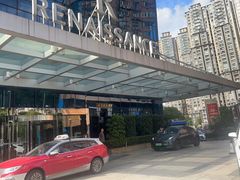 -上海龙之梦万丽酒店