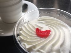 -红宝石·鲜奶小方·海派西点房(丰庄店)