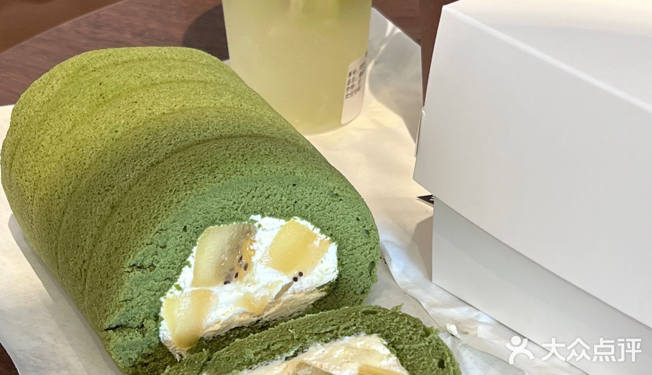 救命🆘谁能拒绝得了这家的鲜果瑞士卷呀❗️