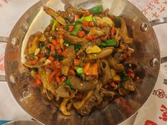 -堂瓦里·33年传统赣菜(第一街区店)