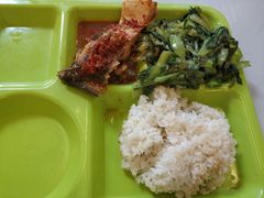 -同济大学本部学苑饮食广场