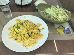 小葱炒柴鸡蛋-丽泽山庄·生态怀柔菜·虹鳟鱼(红螺寺店)