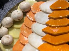 蔬菜拼盘-本炙炭烤·蒲烧活鳗料理店(金沙洲店)