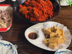 -聚汇三少·龙虾·中餐厅(莫邪路新天地店)