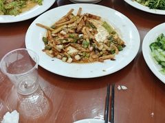 -漁耕小厨农家院(武当山店)