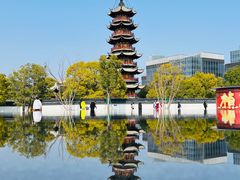 -龙华寺