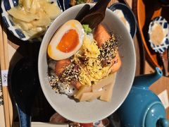 -啢啢茶寮(芳华横街店)