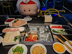 -海底捞火锅智慧餐厅(中骏世界城店)