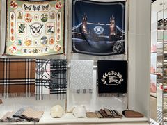 -BURBERRY(上海港汇恒隆广场店)