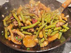 排骨豆角一锅鲜-靠山屯东北农家菜(八龙桥雅苑店)