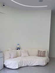 -苗方清颜专业祛痘·皮肤管理