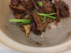 -郑猛记石岐鸽主题餐厅(长江店)
