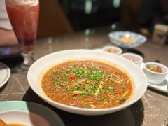 沙蒜烧豆面-新荣记(BFC外滩金融中心店)