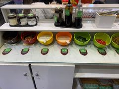 自助调料区-张亮麻辣烫(无锡茂业天地店)
