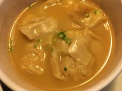 -新大咀港式茶餐厅(宝山万达店)