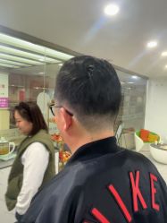 -镁连社·美联社