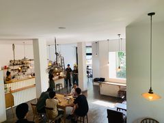 大堂-MAISON门前杂货店