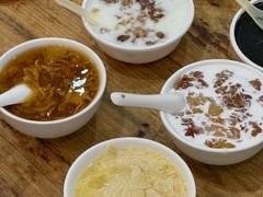 椰汁桃胶双皮奶-沙湾姜埋奶(兴新包店)