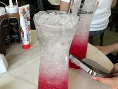 -邢泰记
