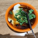 豆腐脑馄饨蒸饺小笼包油饼油条