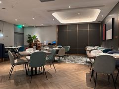 -港丽餐厅(来福士店)