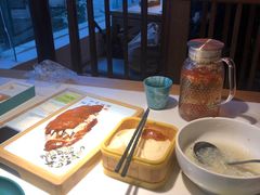 -荷塘秋月·本帮江浙菜(国权路店)