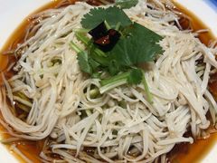 -圣河湾虾饺美食(站前店)