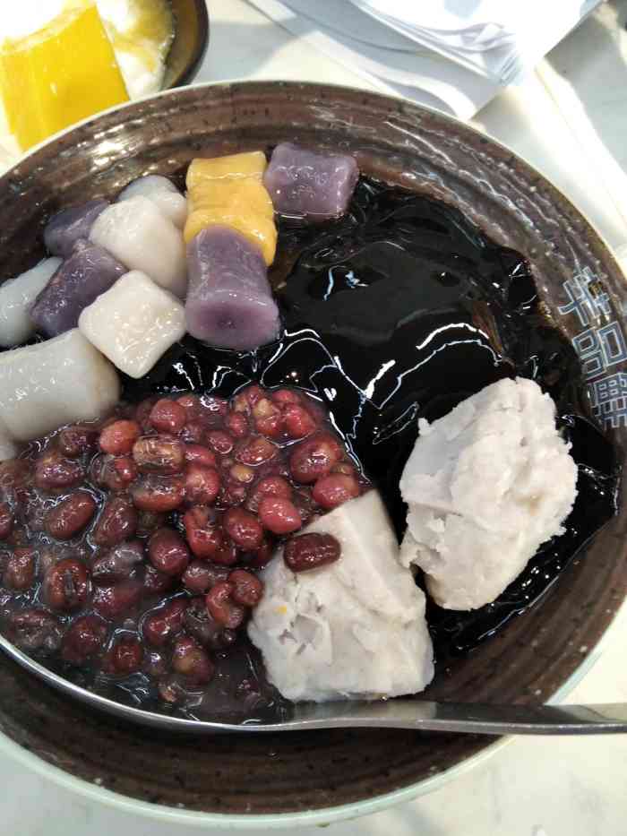 芋品鲜(宝龙店)-"同学的高中回忆里面有很多镜子挺特别的[.