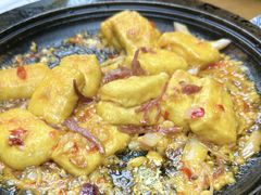 -云海肴·汽锅鸡·云南菜(天山百盛优客店)