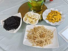 乌米饭-鱼水情·农家菜·大鱼头(南山竹海店)