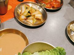 -轻烧烤肉(光谷步行街店)