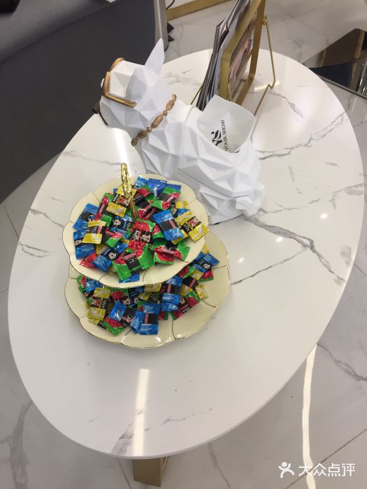 MYYF SALON烫发染发图片