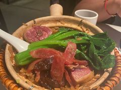 招牌腊味煲仔饭-肥仔文澳门猪骨煲(南京西路店)