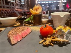 -恰餐厅及酒吧 CHAR Bar & Grill (北京丽都皇冠假日店)