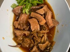 -Kha Mu Charoensang(Silom)