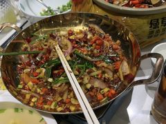 -绿草地·湘菜(7mall店)