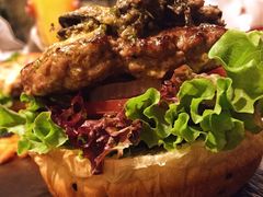 -HIGH FIVE哈福手工汉堡(桂林路店)