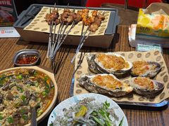 -蚝堡海鲜·威海菜·海肠捞饭·烧烤·亚洲吃蚝公司(幸福门店)