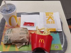 -麦当劳(深圳北站高铁店)