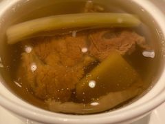 原盅牛肉汤-鼎泰丰(德基广场店)