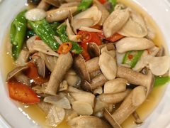 -菌海森林·非遗野生菌火锅(西山区滇池路摩根道店)