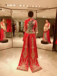 点击看大图 -GRACE KELLY婚纱与礼服(北京店)